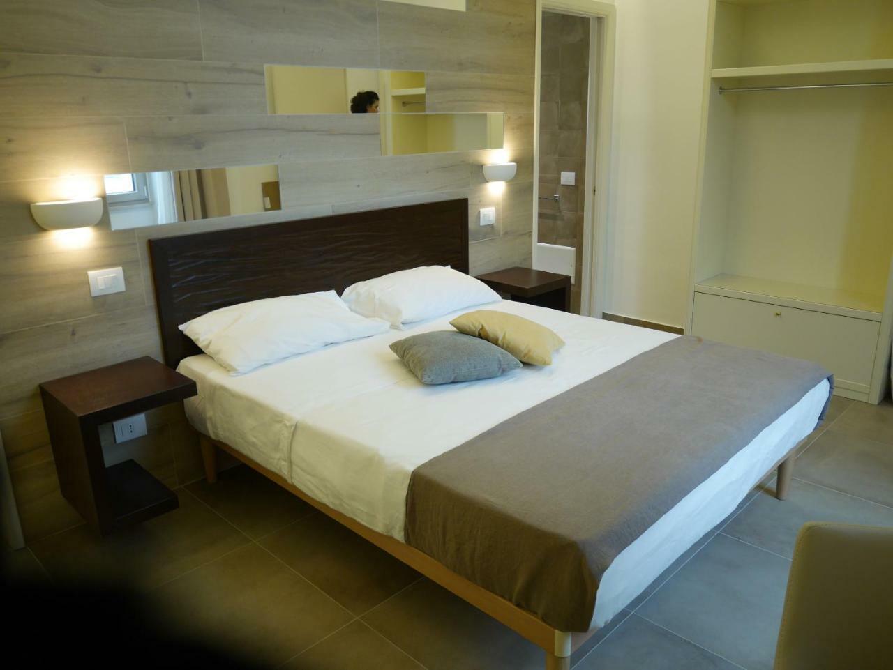 Bed and Breakfast Palazzo San Lazzaro Lecce Exterior foto